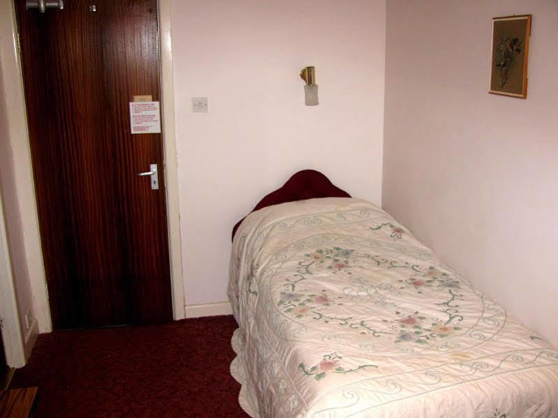 St. Winifreds Hotel Morecambe Esterno foto